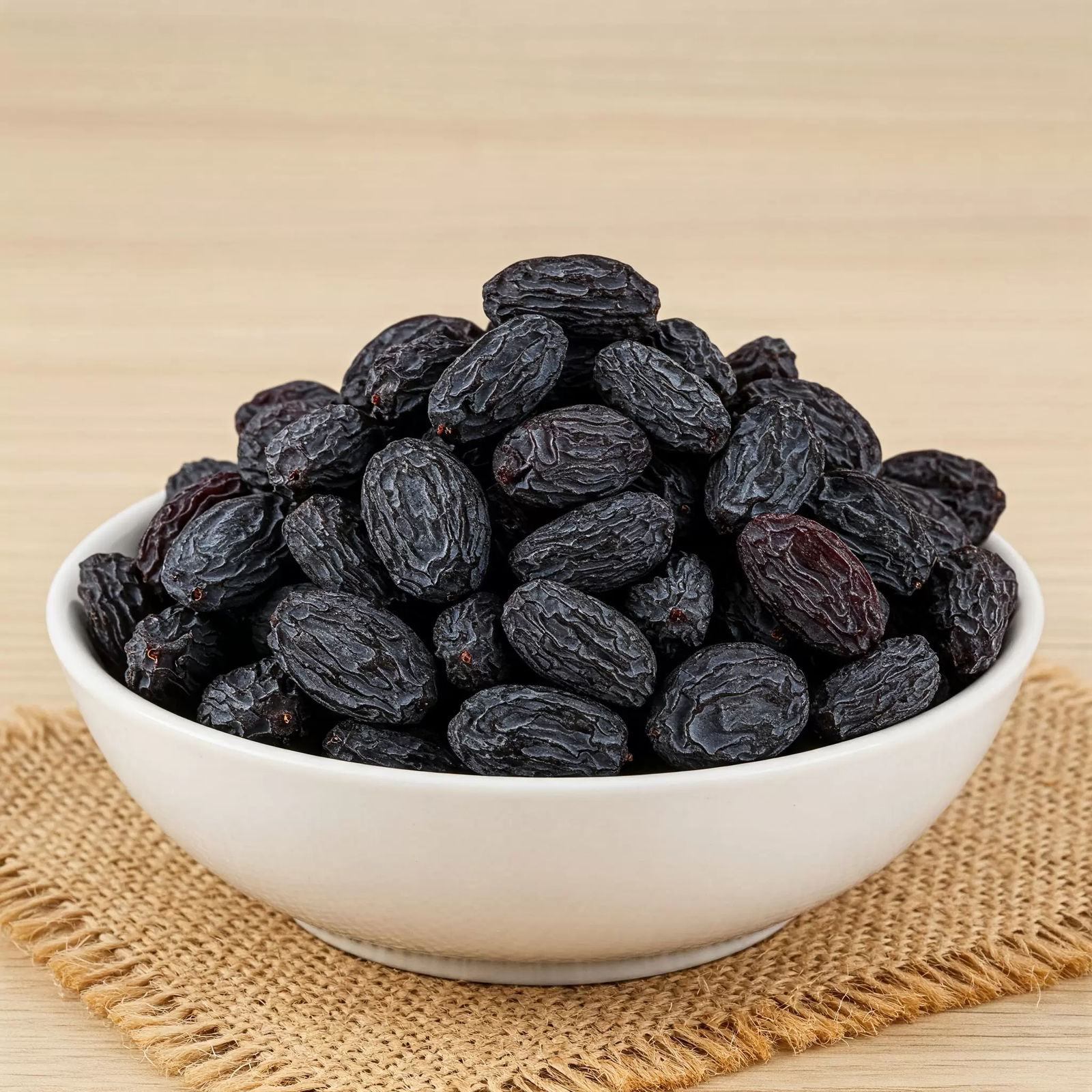 Black raisins